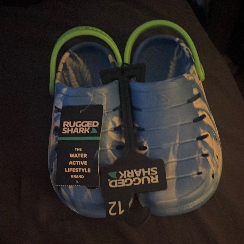 Boys rugged Shark clog sandals NWT